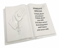 PRAYING HANDS MEMORIAL BOOK+ROSARY BEADS SOMEONE SPECIAL